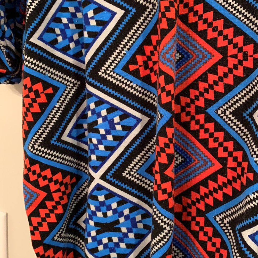 Lularoe tunic - Picture 2 of 8